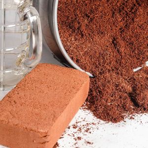 Eco2go Organic Coco Coir Brick Bloque de turba de coco comprimido para invernadero - Product Image 6