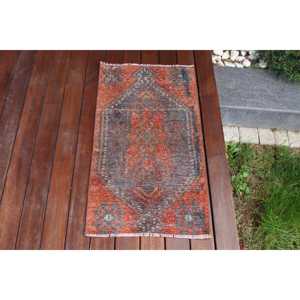 1.6x2.8 ft Rug, Vintage Turkish Small Rug, <b>Red</b> <b>Wool</b> Rug - Product Image 1