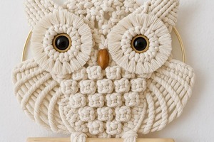 Art mural en macramé hibou blanc Décoration murale Parfait pour la décoration de la maison Affichage festif et cadeaux spéciaux Vente en gros en provenance d'Inde - Product Image 5