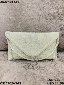 กระเป๋าคลัทช์สุดหรูสำหรับเจ้าสาวกระเป๋าตอนเย็นสไตล์ชาติพันธุ์ที่ทำด้วยมือเป็นเครื่องประดับที่สมบูรณ์แบบสำหรับเจ้าสาวที่กำลังมองหาสไตล์และเสน่ห์ทางวัฒนธรรม - Product Image 4