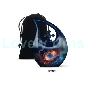 Urna conmemorativa de cremación con gota de lágrima de Cruz de galaxia de aluminio negro para cenizas humanas Urna funeraria decorativa con bolsa de terciopelo gratis - Product Image 5