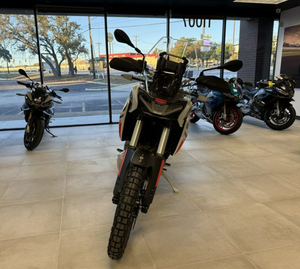 ขายมอเตอร์ไซค์ APRILIA TUAREG 660 รุ่นปี 2026 ใหม่เอี่ยม สำหรับการผจญภัย ใช้ได้บนถนนสาธารณะ ประกอบจากโรงงาน 100% - Product Image 3