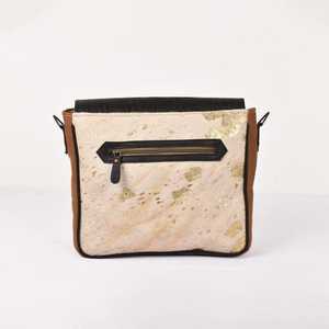 Sac à Bandoulière en Fourrure de Vachette de Style Occidental Fait à la Main, Design Bohème Vintage, Sangle Réglable, Fermeture à Glissière, Doublure en Cuir et Toile - Product Image 2