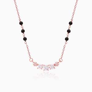 Collier de mariée en or rose et diamants, élégant et minimaliste, fait à la main, pour femmes - Product Image 5