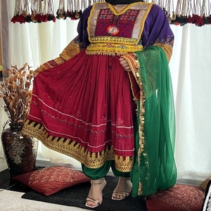 Hecho a mano tradicional hermosa Afghani CHARMA con negro y plata largo Maxi estilo venta al por mayor ropa de mujer - Product Image 6