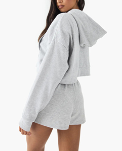 เสื้อครอปแบบมีฮู้ด & ชุดสั้นผ้าฝ้าย100% 400 GSM สีทึบชุดผู้หญิง2ชิ้น - Product Image 5