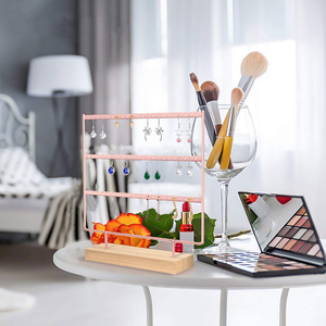 Organizador de pendientes 3D con Base de madera y Metal dorado rosa de 3 capas Soporte de exhibición de joyas con soporte para organizar joyas - Product Image 4