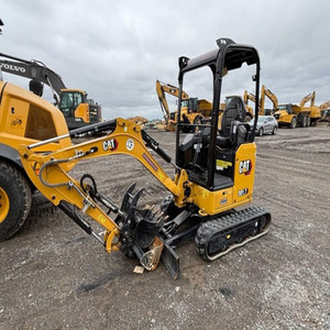 Mini-excavatrice d'occasion Caterpillar 301.7CR du Japon, état neuf, à vendre. - Product Image 1