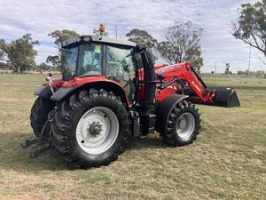 Tractor de Ruedas Massey Ferguson Mf 1204 de 130 HP, Tractor Agrícola Usado en Buen Estado con Motor Principal, Bomba de Engranajes y Caja de Cambios - Product Image 5