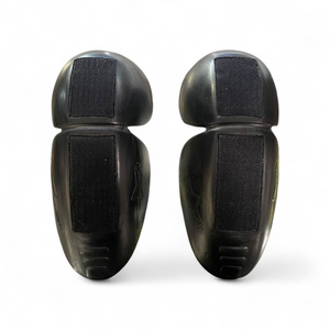 Protections de coudes Alpinestars Level 1 CE EN 1621-1 noires, paire, accessoires pour casque de moto - Product Image 2