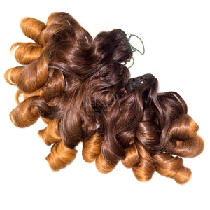 El precio más alto Bouncy Ombre Color Extensiones de cabello humano vietnamita Bundles Set Closure 2025 - Product Image 3