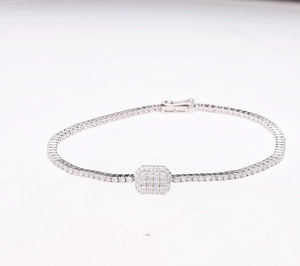 Bracelet luxueux en or blanc 14 carats avec diamants naturels, pièce maîtresse de baril pavé audacieux pour des occasions élégantes - Product Image 2