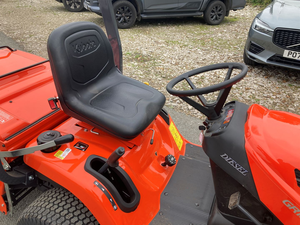 เครื่องตัดหญ้าแบบนั่งขับ Kubota GR1600-II คุณภาพพรีเมียม มีจำหน่ายแล้ว พร้อมส่งมอบรวดเร็ว - Product Image 6