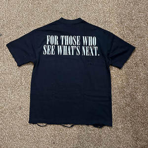 เสื้อยืดโออีเอ็มขายส่ง รับทำโลโก้ เสื้อยืดทรงหลวมสไตล์สตรีท ผ้าฝ้าย 100% สีพื้น เสื้อยืดผู้ชายลายพิมพ์แบบดิสเทรส รักษ์โลก - Product Image 2