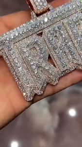 Colgante de Plata de Ley 925 con Letra Inicial Personalizada, Diamante Moissanite VVS Brillante, Microincrustaciones, Estilo Hip Hop, para Uso Diario - Product Image 4