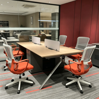 Poste de travail modulaire moderne pour bureau, table pour 4 personnes avec écran de séparation pour plus d'intimité