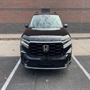 EXCELENTE ESTADO Honda-Pilot Elite 2023 - Product Image 1