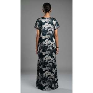 Camisón Largo Bordado con Flores para Mujer, Suave y Transpirable, con Bolsillo Lateral, Estilo de Diseñador ODM - Product Image 5