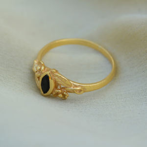 แหวนทองเหลืองรูปทรงมาร์คีส์นำเทรนด์สำหรับผู้หญิงพลอยออบซิเดียนดอกไม้สีดำดีไซน์แบบฝังขอบเครื่องประดับสำหรับงานปาร์ตี้ - Product Image 2