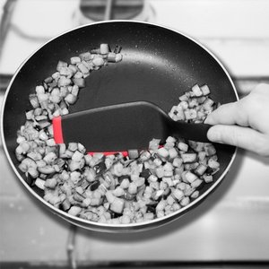 ECCOMI CUCINERO Spatule de cuisine en nylon noir 17056 Ustensile - Product Image 2