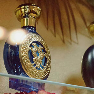 Perfume en Aerosol de Cuero Ámbar para Hombre al por Mayor – Aroma Frutal / Especiado / Amaderado / Floral / Fresco |   Larga duración – Estilo de lujo - Product Image 1