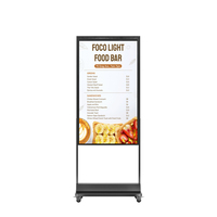 Machine publicitaire commerciale à écran LCD simple ou double face à haute brillance pour une utilisation en extérieur pour les centres commerciaux