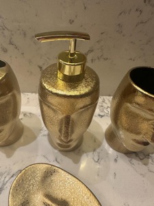 ชุดห้องน้ำดีไซน์หน้าโลหะไม่เหมือนใครเหมาะสำหรับการตกแต่งห้องน้ำในรีสอร์ทและการแสดงของขวัญของโบราณจากอินเดีย - Product Image 3