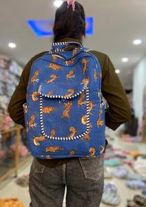 Fait à la main enfants voyage Floral imprimé coton bohème étudiant fermeture éclair sac d'école indien pochette d'ordinateur - Product Image 2