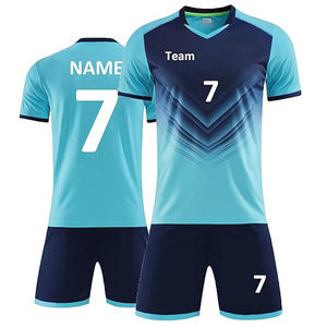 Uniforme de football à sublimation de qualité supérieure de tissus qui fonctionnent mieux avec les impressions par sublimation - Product Image 3