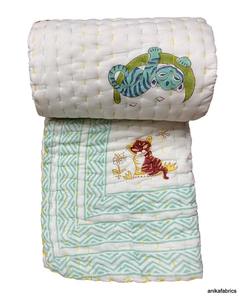 Nueva llegada bloque de mano 100% algodón reversible impreso bebé Kantha edredón para bebé suave Kantha - Product Image 1