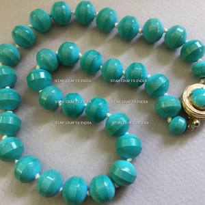 Venta al por mayor de moda personalizada cuentas Rojas collar de resina acrílica conjunto de joyería pendientes collar multicapa conjunto completo de SCI - Product Image 3