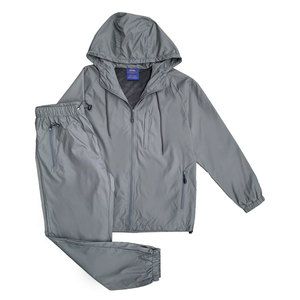 Vente en gros de vêtements de ville personnalisés coupe-vent froissés pour hommes, survêtement respirant de couleur unie à manches longues, vêtements de sport - Product Image 1