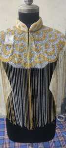 Elegante Burlesque Cape Bordado Cuentas Lentejuelas Perlas Recto Hasta el suelo Sujetador incorporado Festive Clubs Logo Back Natural - Product Image 3