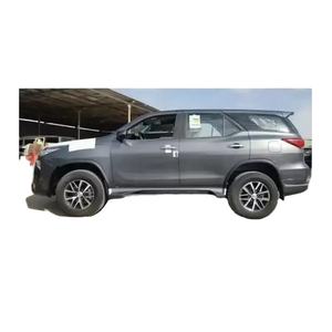 Sièges en cuir 2023 d'occasion en bon état, faible kilométrage, aucun problème mécanique, prêts à rouler - Product Image 3