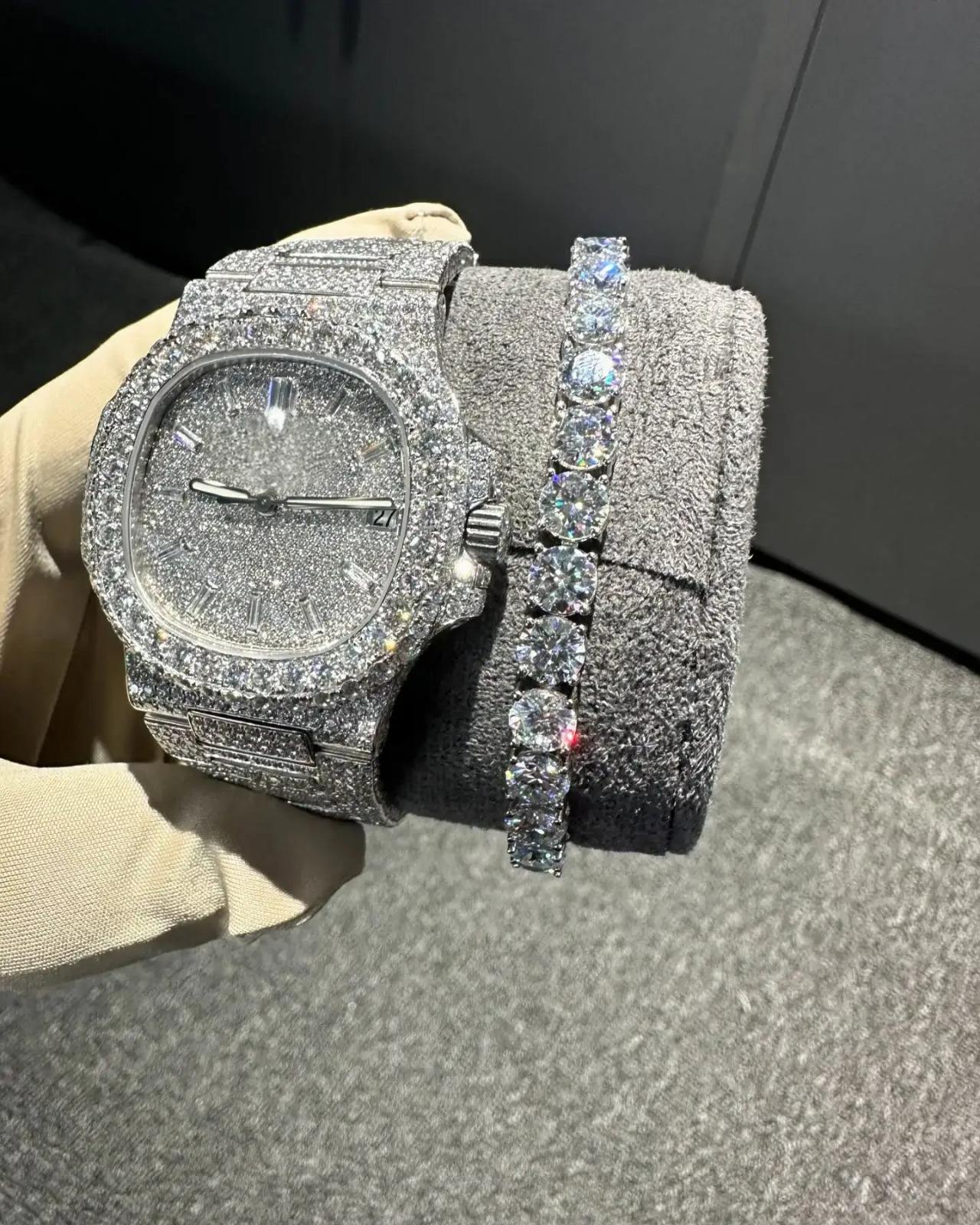 กำหนดเอง