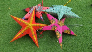 Lámpara de estrella de papel, linterna de estrella colorida para decorar tu hogar en esta celebración de Navidad y Año Nuevo - Product Image 2