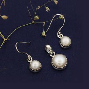 Vente chaude Premium fait à la main femmes 925 bijoux en argent Sterling pierres précieuses naturelles perle fraîche à la mode charme pendentif boucles d'oreilles - Product Image 1