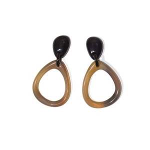 Pendientes de Cuerno de Búfalo Natural Blanco y Negro, Pendientes de Cuerno de Vaca Antiguos Hechos a Mano, Artesanía Natural - Product Image 6