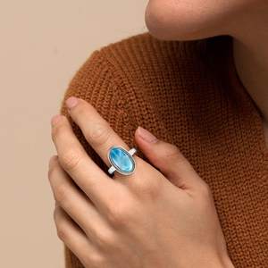 Anillo de Piedra Larimar Ovalada, Chapado en Oro, Plata de Ley, Hecho a Mano, Certificado IGI, Joyería de Alta Calidad, Regalo para Mamá - Product Image 6