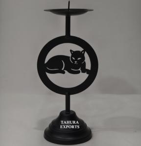 Elegante Candelabro de Hierro Negro con Forma de Corazón, Estilo Moderno y Sofisticado para un Brillo en Espacios Minimalistas y Serenos - Product Image 5