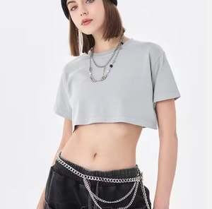 Camiseta de gimnasio de gran tamaño personalizada de verano caliente camisetas recortadas de algodón Premium lavado para mujer - Product Image 3