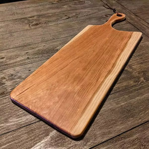 Tabla de Cortar de Madera Elegante y Atractiva para Cocina y Hogar, en Forma y Tamaño Personalizados, Color Natural Personalizado - Product Image 1
