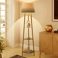 Lampe sur pied de luxe à thème décoratif, design européen moderne doré, pour hôtel et salon, à poser dans un coin
