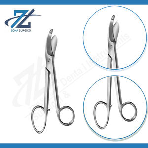 กรรไกรผ่าตัดคุณภาพสูงแบบใช้มือ 240 มม. ผลิตจากเหล็กกล้าไร้สนิมเกรดศัลยกรรม ได้รับการรับรองมาตรฐาน CE ผลิตโดยผู้ผลิตเครื่องมือแพทย์ในปากีสถาน - Product Image 3