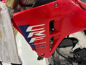 ประมูล-เสนอขาย รถมอเตอร์ไซค์ CRF450RX รุ่นปี 2026 ของแท้จากโรงงาน ใหม่เอี่ยม กำลังไฟ 1001-2000 วัตต์ ความเร็วสูงสุด >80 กม./ชม. พร้อมเงินดาวน์ - Product Image 5