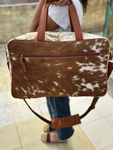 2025กระเป๋าพับได้แบบพกพาได้แฟชั่นใหม่กันน้ำได้สำหรับเด็กผมบนกระเป๋าอเนกประสงค์สำหรับเดินทางกระเป๋าคุณแม่จุของได้มาก - Product Image 3