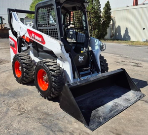 Minicargadora Bobcate S76 usada con envío gratis, motor Yanmar Eaton Hydraulics 74 HP, garantía de 3 años, ¡Precio con descuento! - Product Image 4