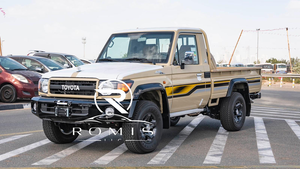 Land Cruiser LC79 Pickup 2022 4.2L 4x4 Diesel Cabina Singola 6 Posti Ruote R18 Aria Condizionata Manuale Guida a Sinistra - Product Image 4