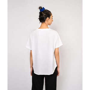 Camiseta ligera con bordes crudos de algodón 100% de ajuste relajado de verano para mujer - Product Image 5