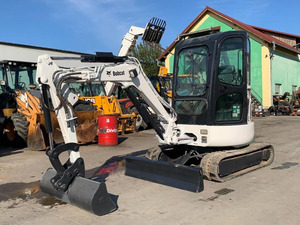 Mini-excavatrices sur chenilles Bobcat E60 d'occasion de qualité supérieure avec une capacité de godet de 1,5 m, faible consommation de carburant, garantie d'un an, à vendre - Product Image 6